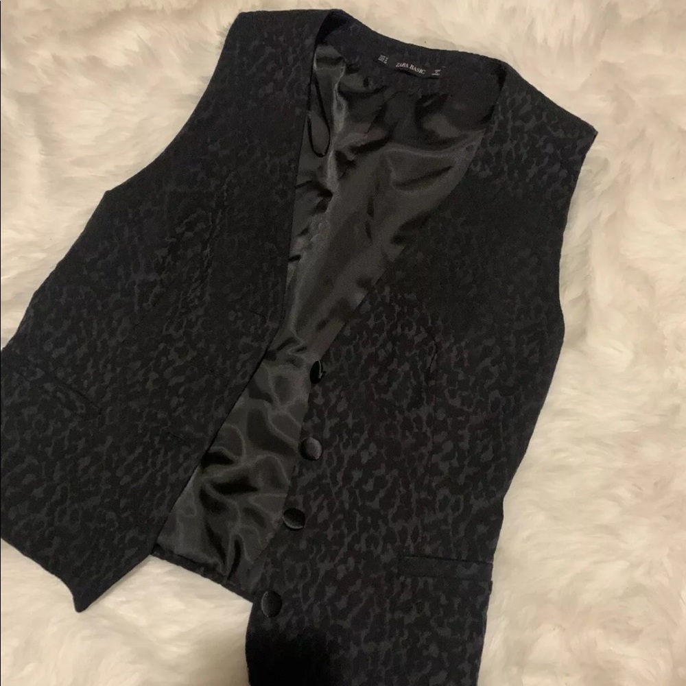 Womens Black Vest size M  ZARA